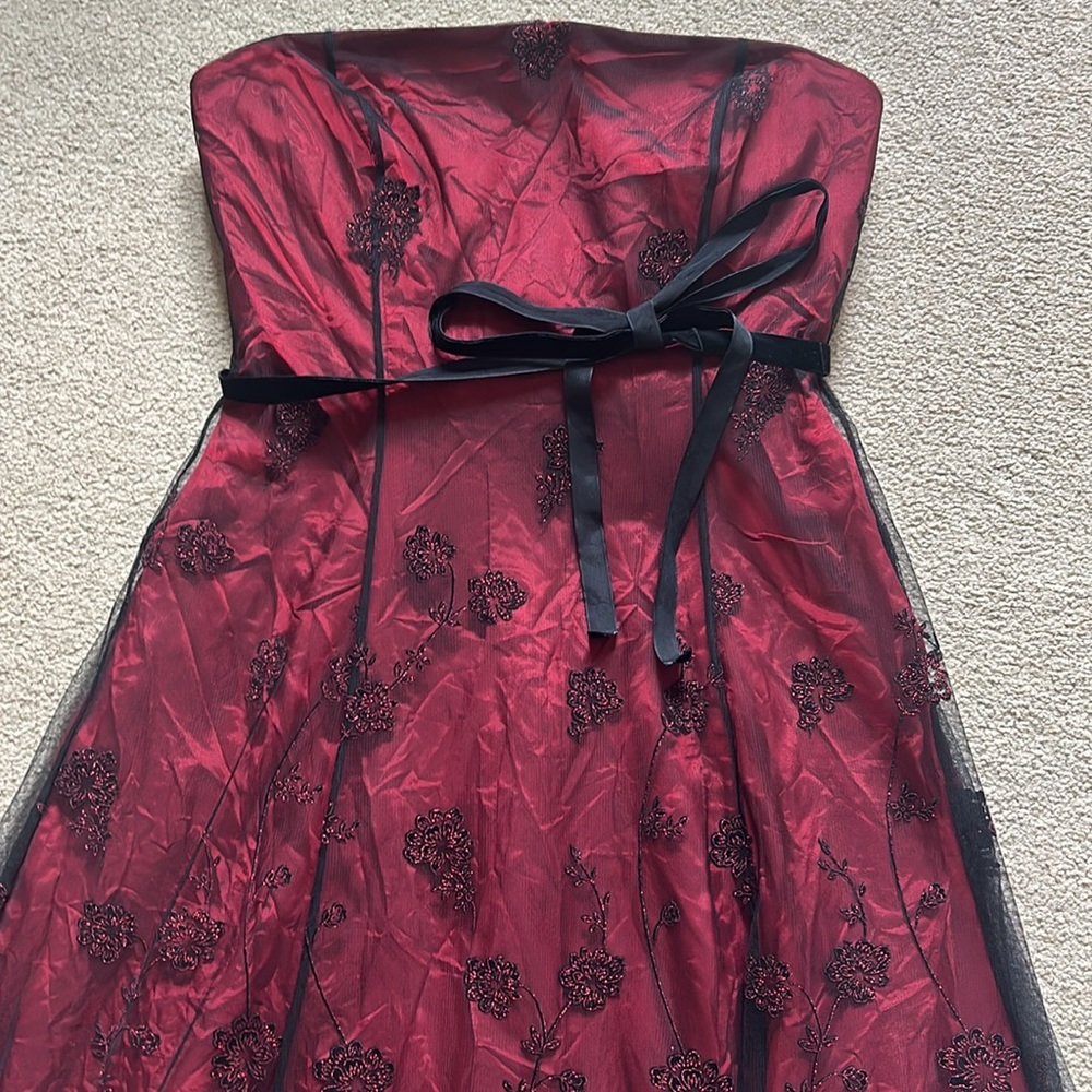 Papell boutique formal evening gown - Picture 2 of 5
